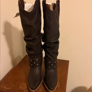 Dingo Black Slouchy Heeled Boots with Studs